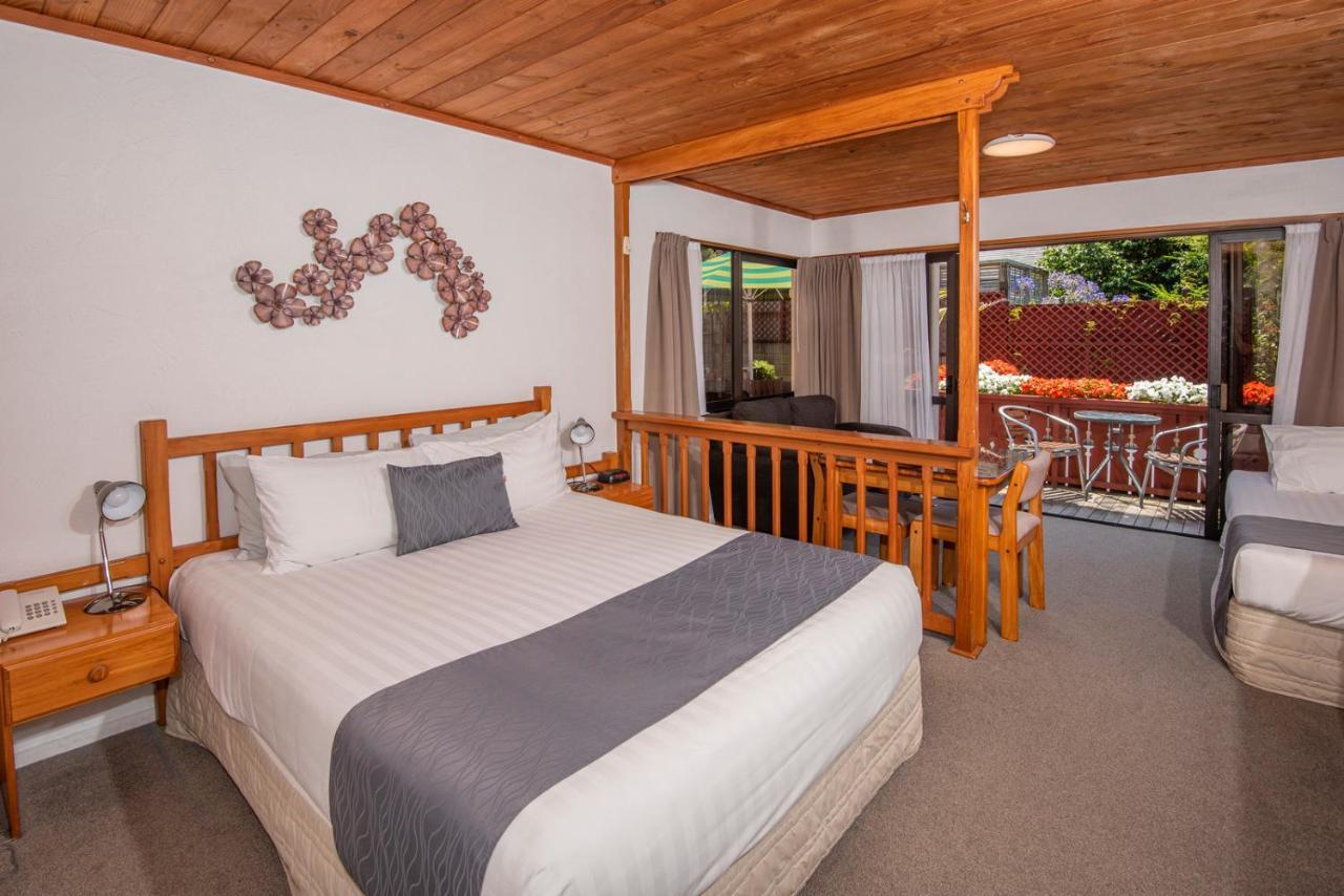 Swiss Chalet alojamiento Motel Paihia Exterior foto