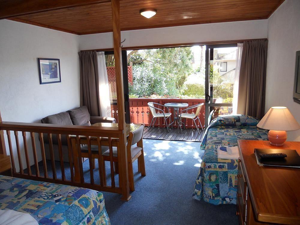 Swiss Chalet alojamiento Motel Paihia Exterior foto