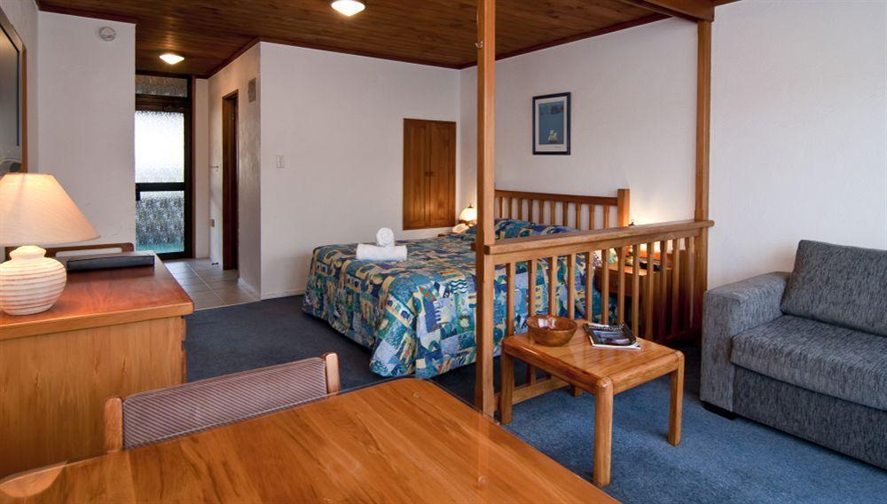 Swiss Chalet alojamiento Motel Paihia Exterior foto