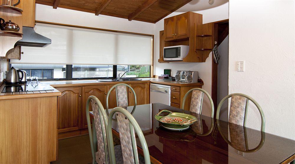 Swiss Chalet alojamiento Motel Paihia Exterior foto
