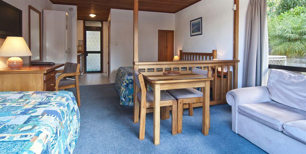 Swiss Chalet alojamiento Motel Paihia Exterior foto